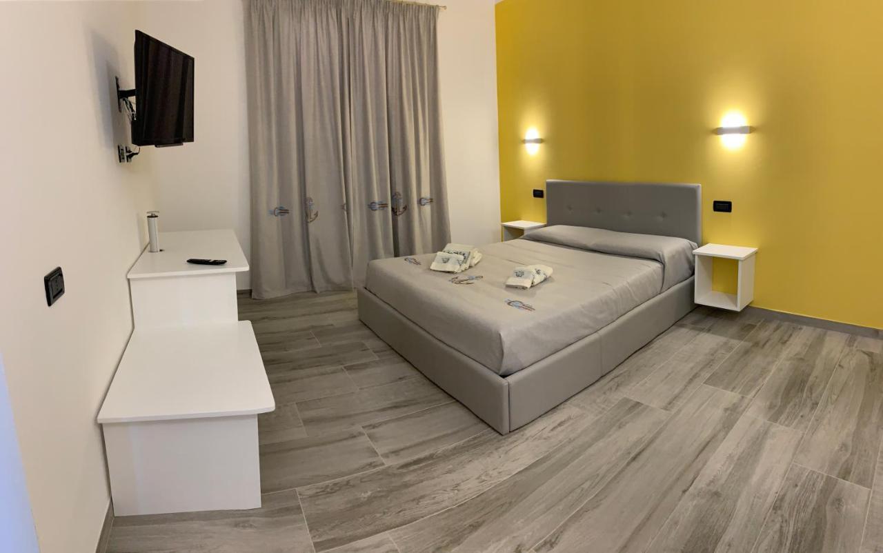 Residenza “La Vecchia Ancora” Bed & Breakfast Castelsardo Exterior photo